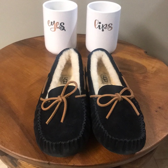 black ugg moccasins